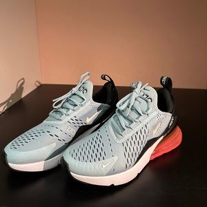 AirMax 270